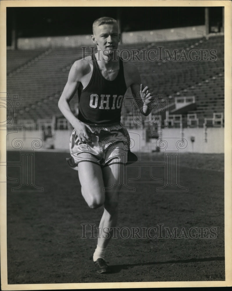 1957 Press Photo Ohio State runner Jack McClain - nes32836- Historic Images
