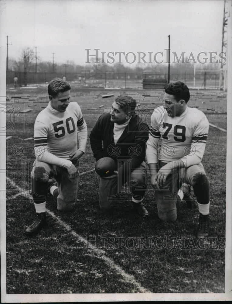 1935 Press Photo Northwestern University coach Lynn Waldorf, Wally Cruice - Historic Images