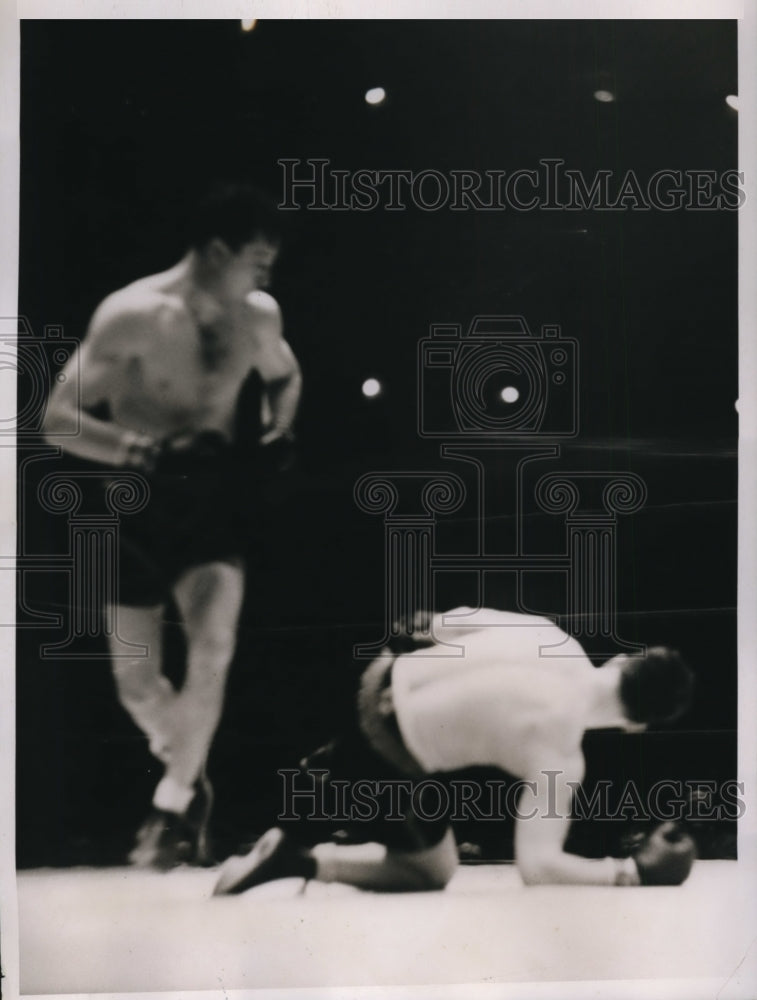 1935 Press Photo Jock McAvoy wins vs Al McCoy at Boston bout - nes44838 - Historic Images