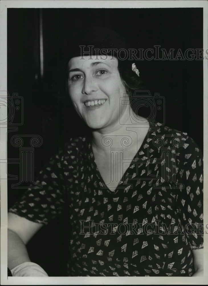 1934 Press Photo Elizabeth Williams names Jack Kearns in child suit - net26436- Historic Images