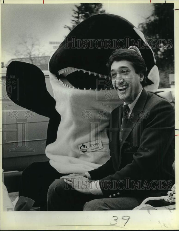 1986 Mayor Henry Cisneros Shamu At Sea World Opening Historic Images 1986-mayor-henry-cisneros-shamu-at-sea-world-opening-historic-images