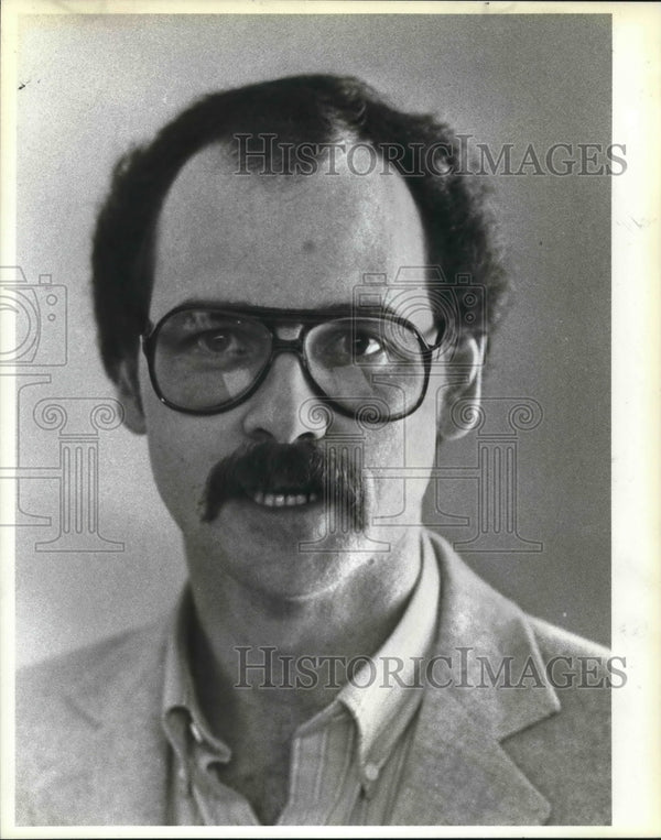 1984 Press Photo Steve Ford of the San Antonio Dodgers at Press Confer ...