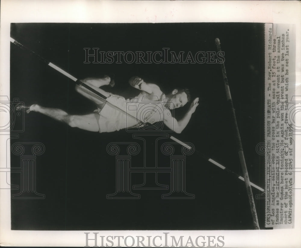 1956 Press Photo The Reverend Robert Richards wins pole vault at Inquirer Games-Historic Images