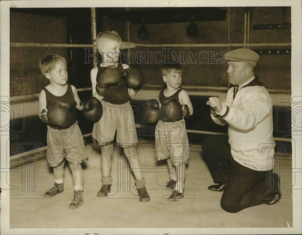 1932 Press Photo Senator Hale of Maine &amp; kid boxers H Dow, S Hirnetz, D Hayes - Historic Images