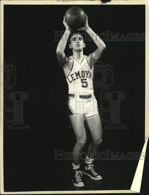 1951 Press Photo Dave Lozo LeMoyne Basketball Player Historic Images 1951-press-photo-dave-lozo-lemoyne-basketball-player-historic-images