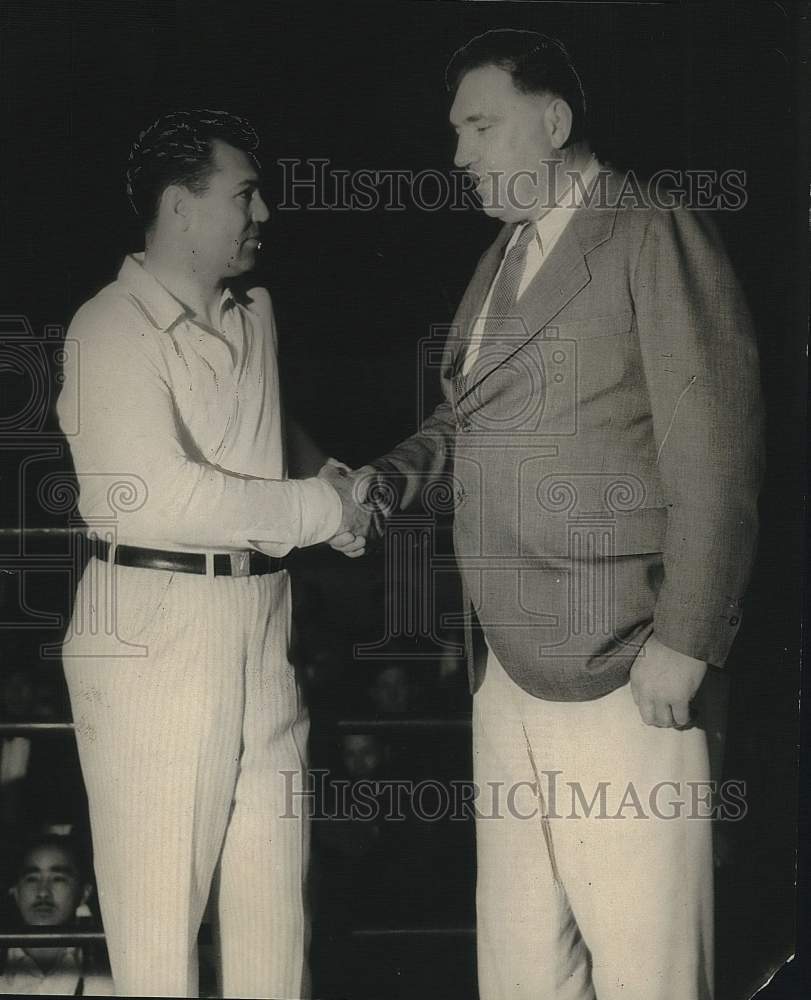 1933 Press Photo Boxers Jack Dempsey & Jess Willard, Former Heavyweight Champs - Historic Images