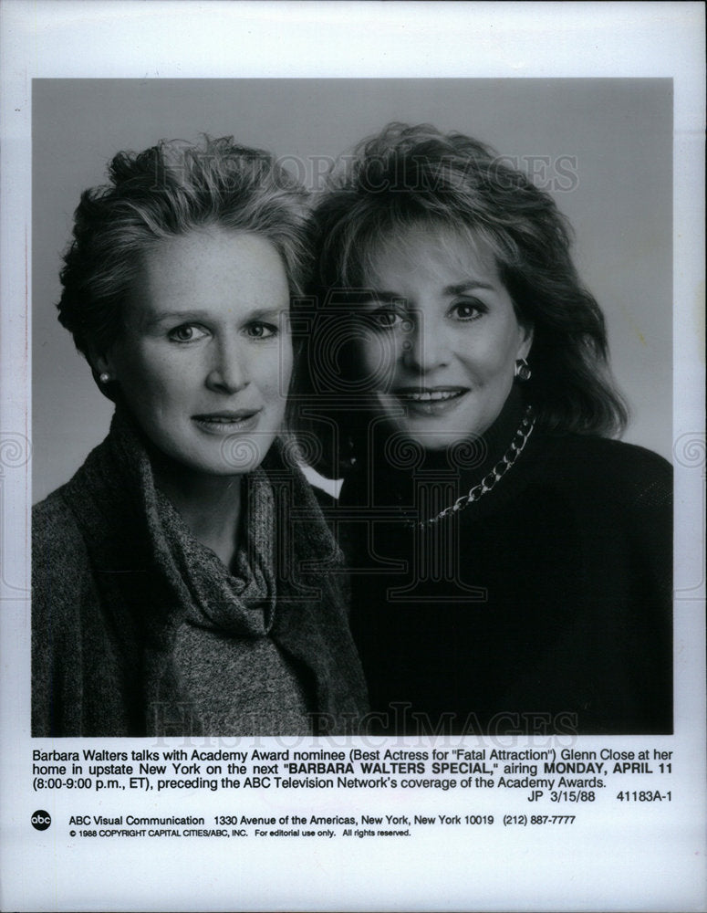 1988 Press Photo Barbara Waters with Glenn Close - DFPD22001- Historic Images