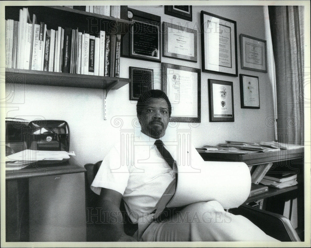 1985 Press Photo Edward Simpkins Wayne State racism- Historic Images