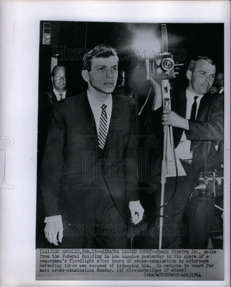 1964 Press Photo Frank Sinatra singer - DFPD53235- Historic Images