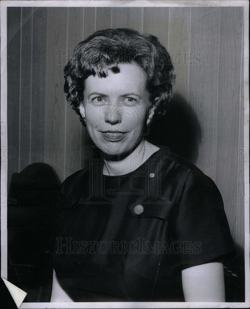 1964 Press Photo Mary Ellen Riordan Teacher Union - DFPD64807- Historic Images