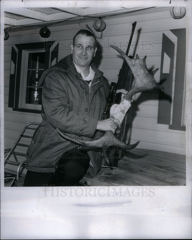 1967 Press Photo Lieutenant William Reardon - DFPD64831- Historic Images