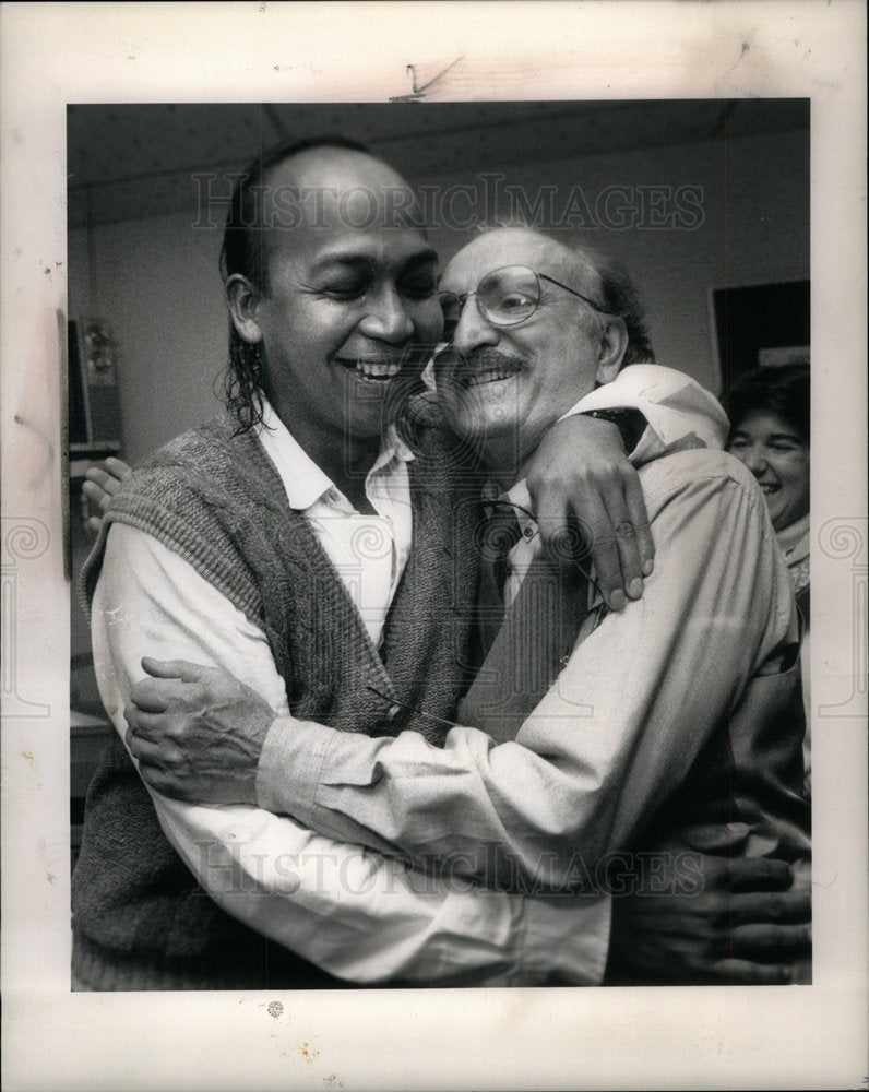 1989 Press Photo Manny Crisostomo Tony Spina Pulitzer - DFPD67641- Historic Images