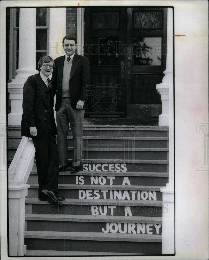 1981 Press Photo George Charles Roche III - DFPD68601- Historic Images