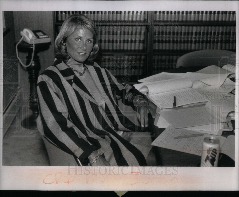 1989 Press Photo Marietta Sebree Robinson Trustee - DFPD69159- Historic Images