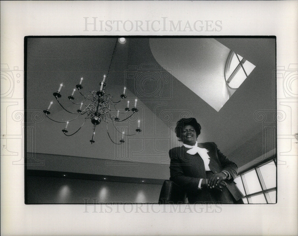 1989 Press Photo Dorothy Robinson Director of Security - DFPD69467- Historic Images