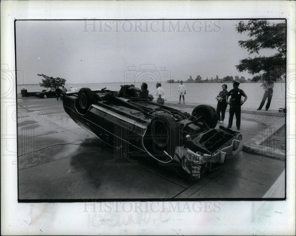 1989 Press Photo Delisle Ford Deaths Wyondotte River - DFPD72589- Historic Images