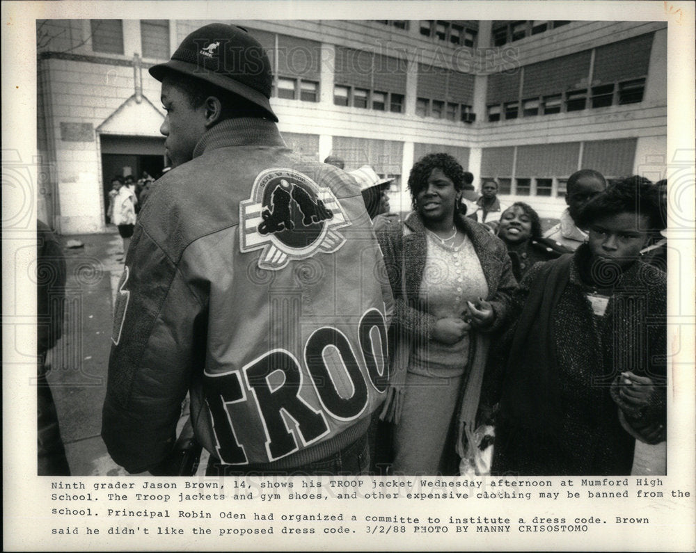 1988 Press Photo Detroit Mumford High School dress code - DFPD73519- Historic Images