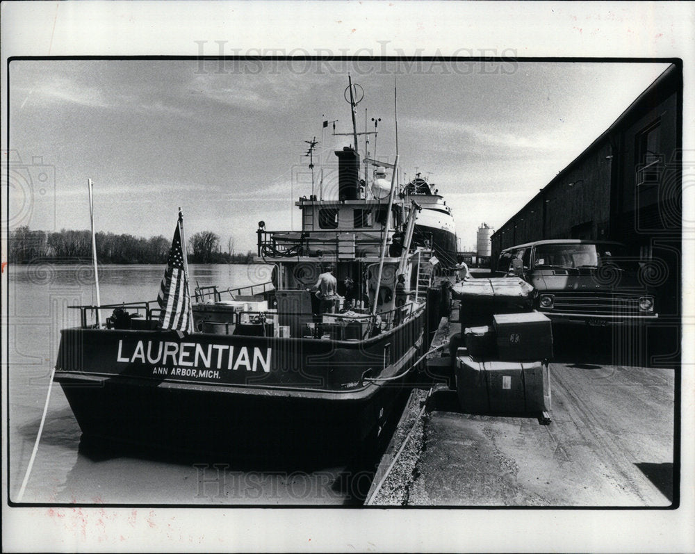 1983 Press Photo Michigan&#39;s research vessel Laurentian - DFPD73557- Historic Images