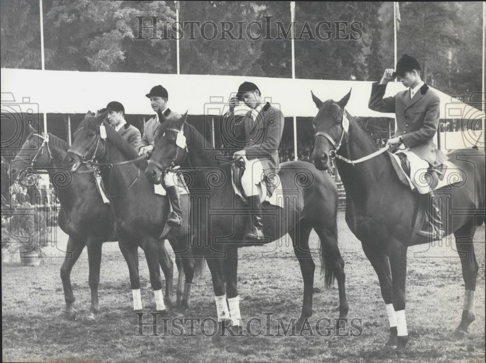 Press Photo Sowjet Team at the Grand Prix of Nations