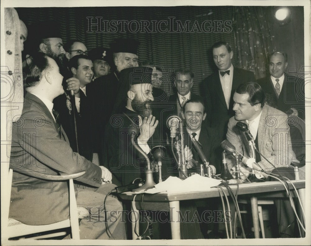 1959 Press Photo Archbishop Makarios London Airport Press Conference- Historic Images