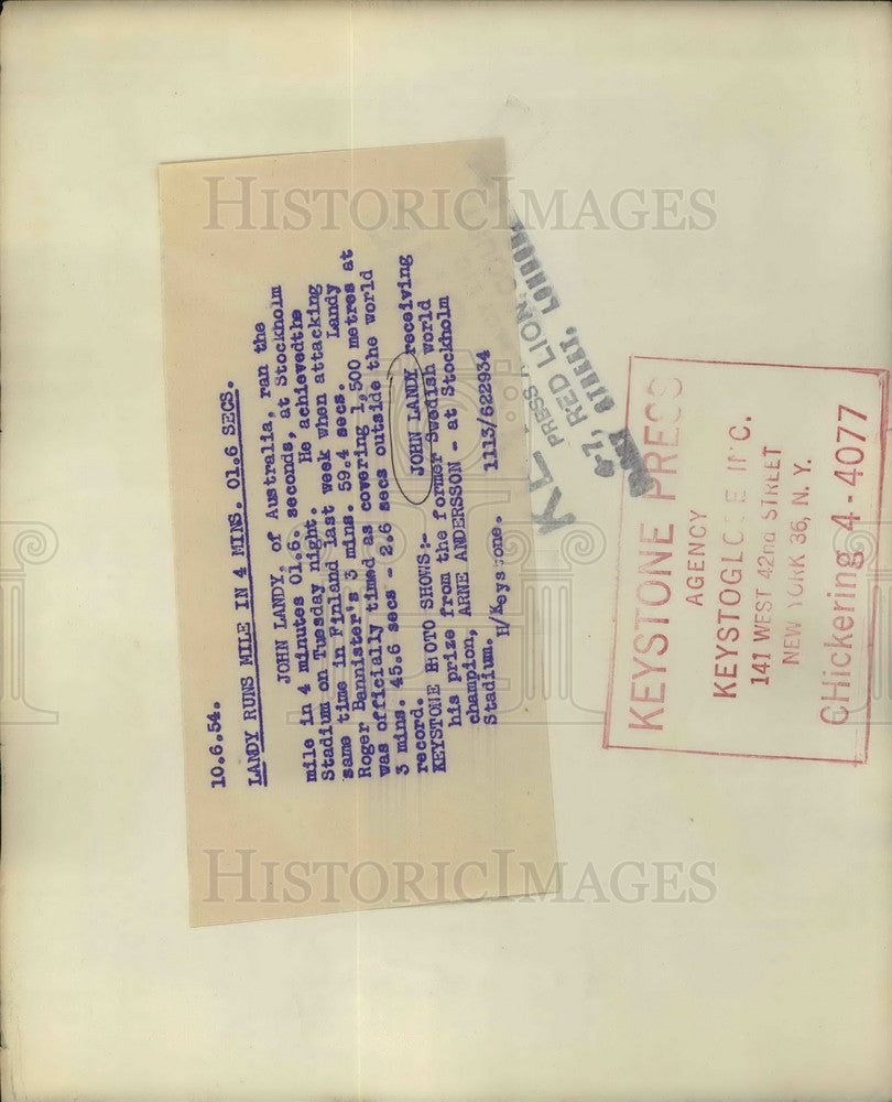 1954 Press Photo Australian Runner John Landy - KSB03011