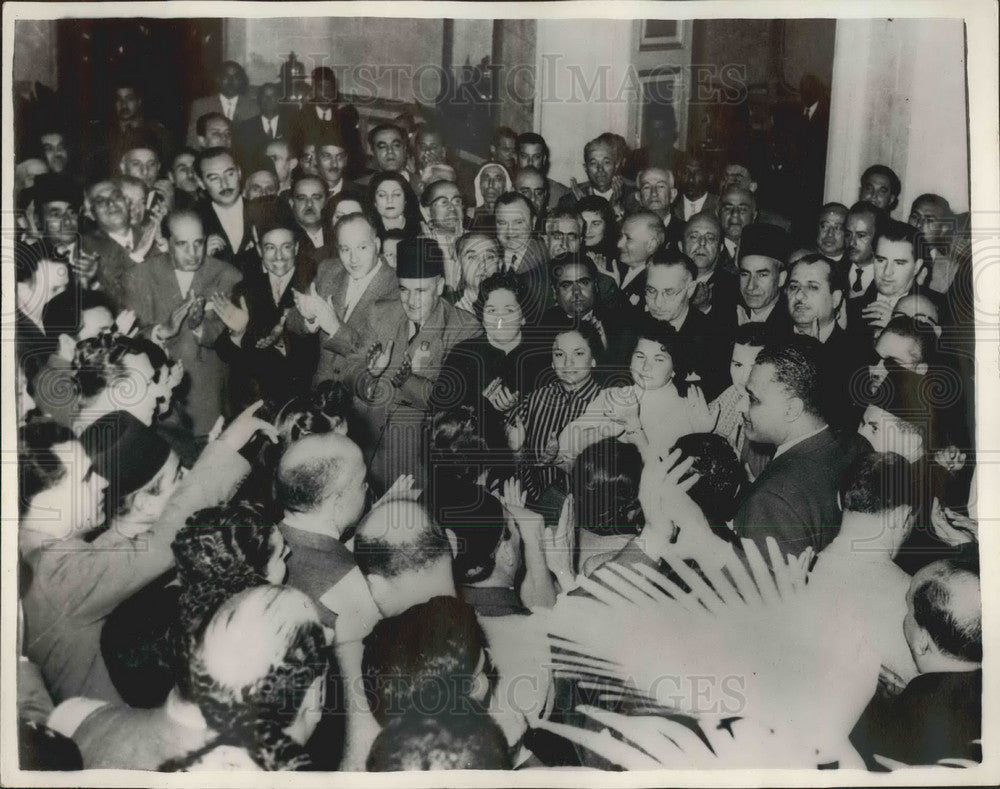 1957 Press Photo President Gamel Nasser in crowd in Egypt - KSB03685- Historic Images