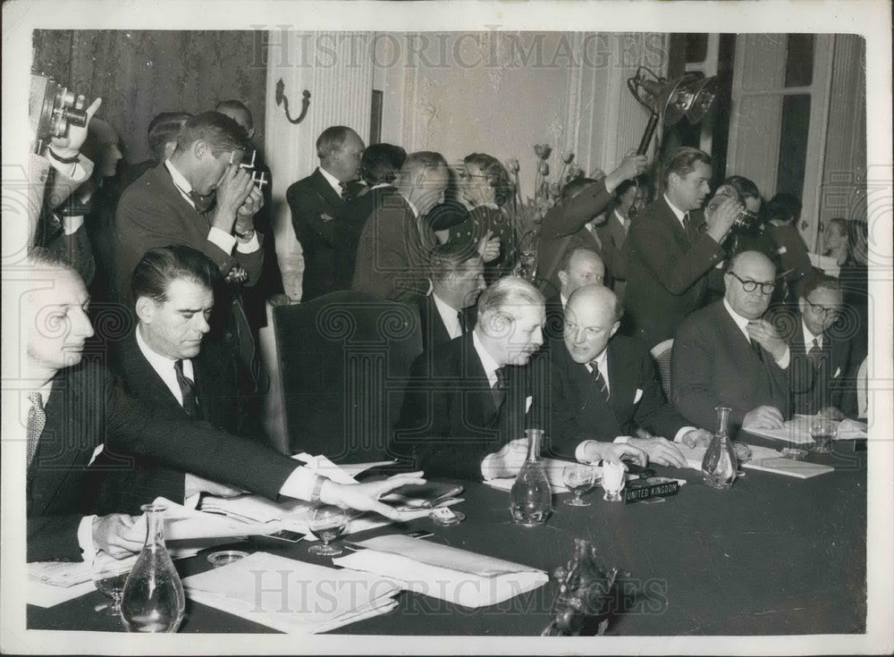 1955 Press Photo Harold Macmillan at Western Europe meeting - KSB03823