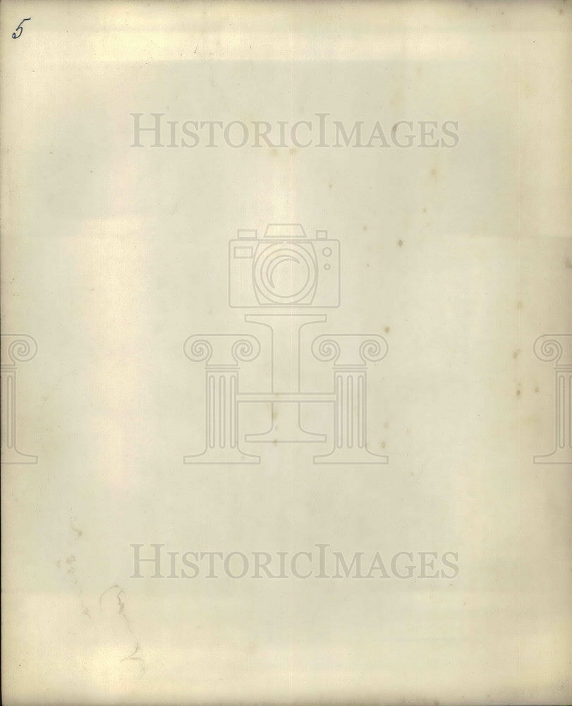 Press Photo Rowing boats on city ponds - KSB16381