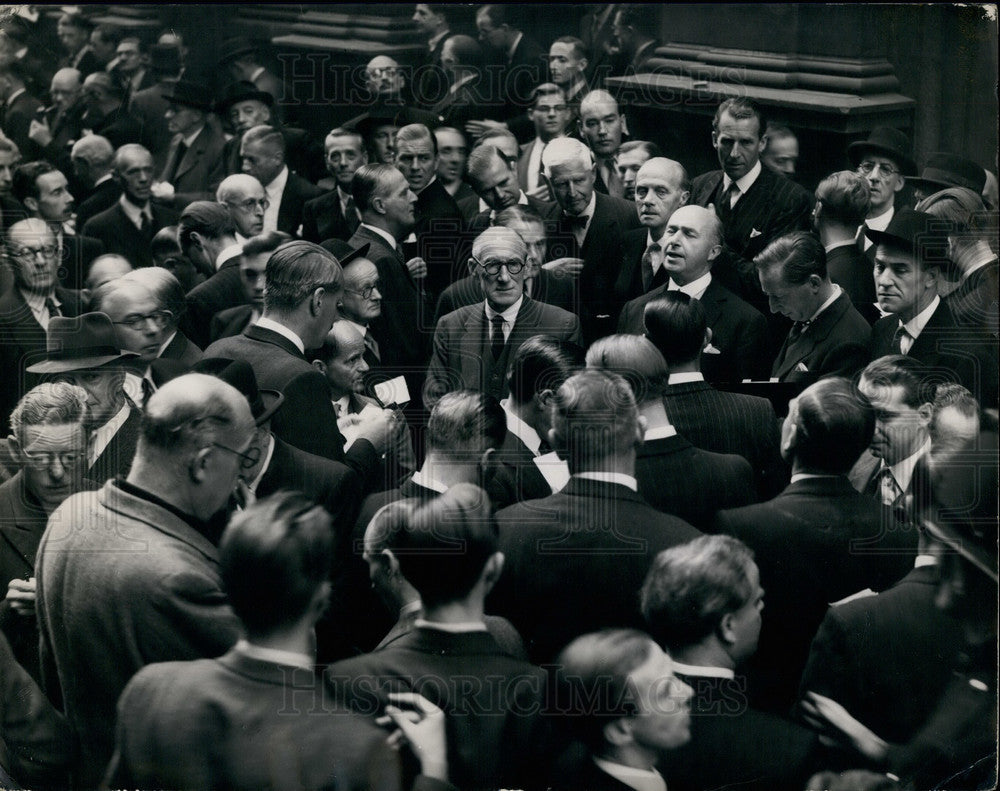 Press Photo Floor of the London Stock Exchange - KSB18273- Historic Images