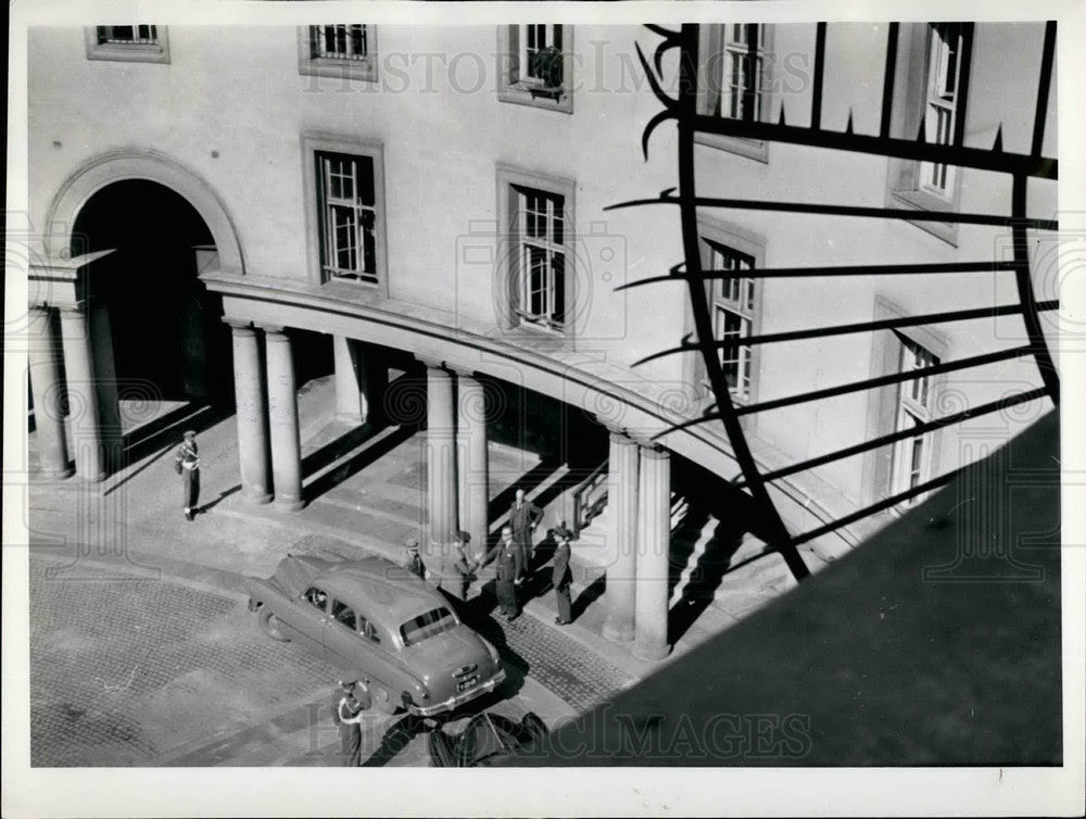 1953 Press Photo Arrival Of The Soviet Delegation At The Air Security Conference- Historic Images