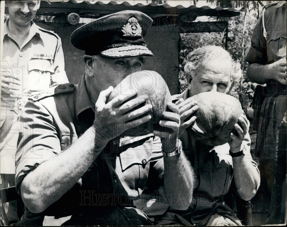 1965 Press Photo Lord Mountbatten & Sir Solly Zuckerman, - KSB20515- Historic Images