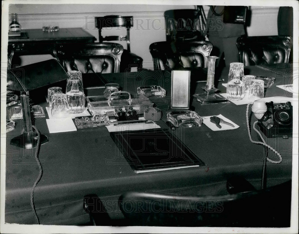 1960 Press Photo Admiralty House Conference Table In Cabinet Room - KSB21229