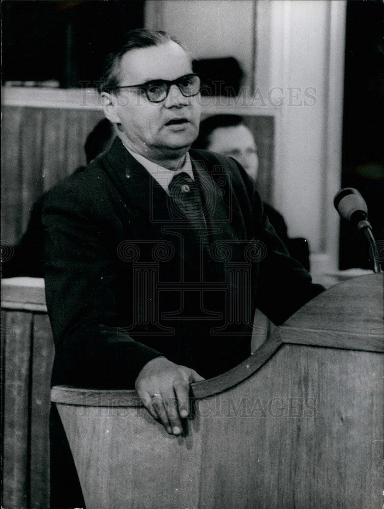 1958 Press Photo Prof. Dr. Otto Schwarz,director of the Institut for botany- Historic Images