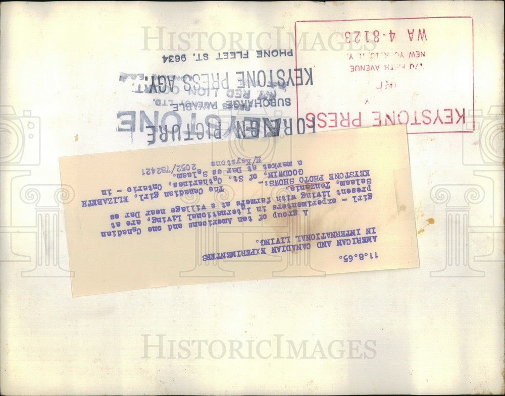 1965 Press Photo Elizabeth Goodwin Canadian Girl Market Dar Es Salaam Tanzaniz