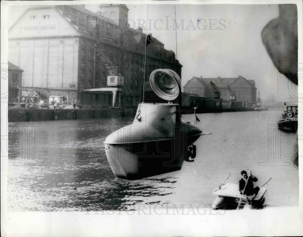1963 Press Photo &quot;Delphin E. 24&quot; one man submarine - KSB26329