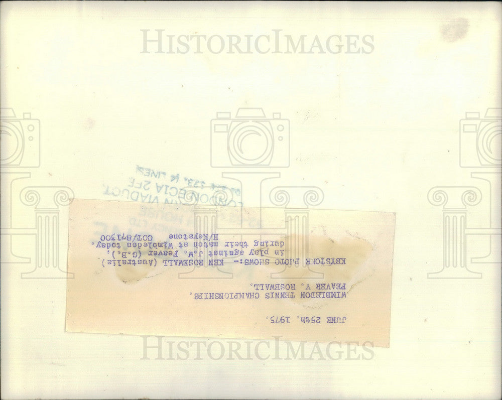 1975 Press Photo Ken Rosewall Plays Against J.W. Feaver At Wimbledon - KSB30397