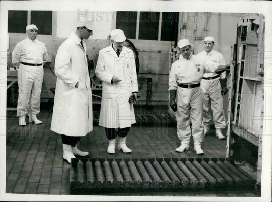 1955 Press Photo H.R.H. The Duke of Edinburgh at Calder Hall atomic station
