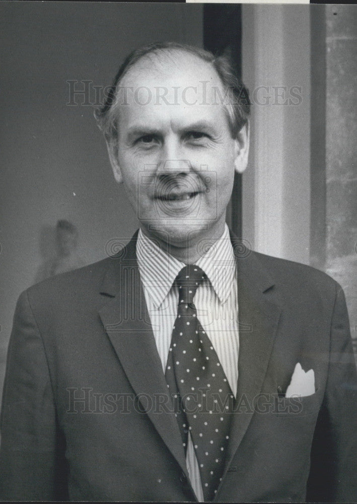 1976 Press Photo Candidate Emlyn Hocson running for Leader of the Liberal Party