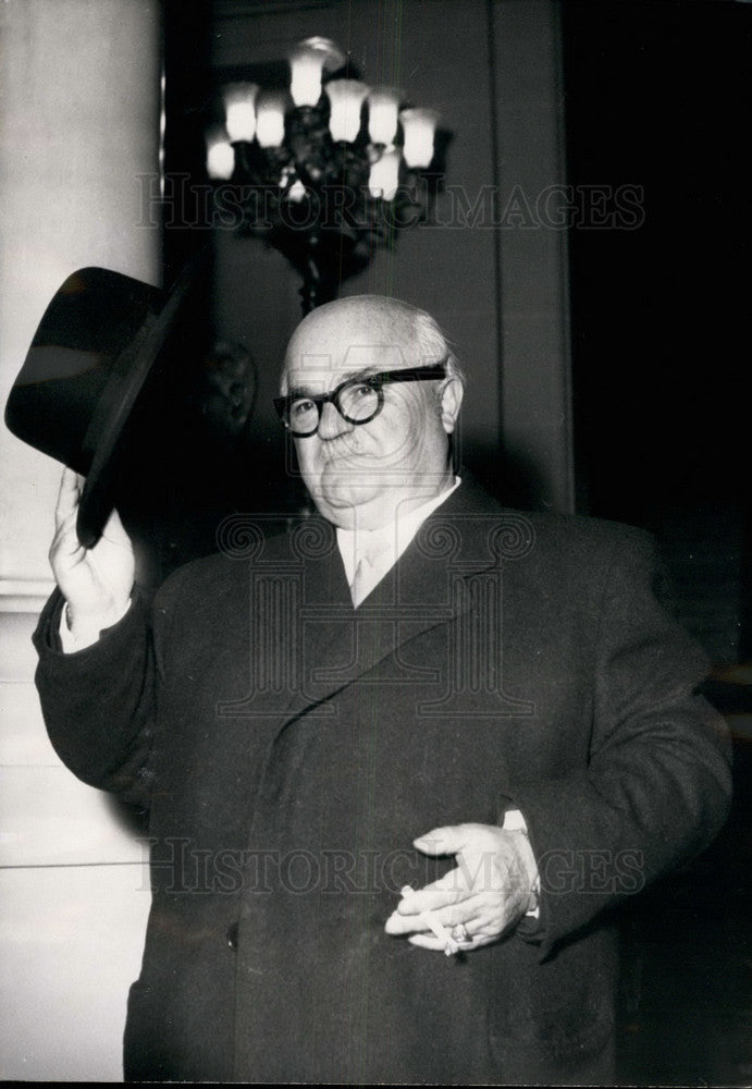 1954 Press Photo Sarre Prime Minister, M. Johannes Hoffman - KSB32449- Historic Images