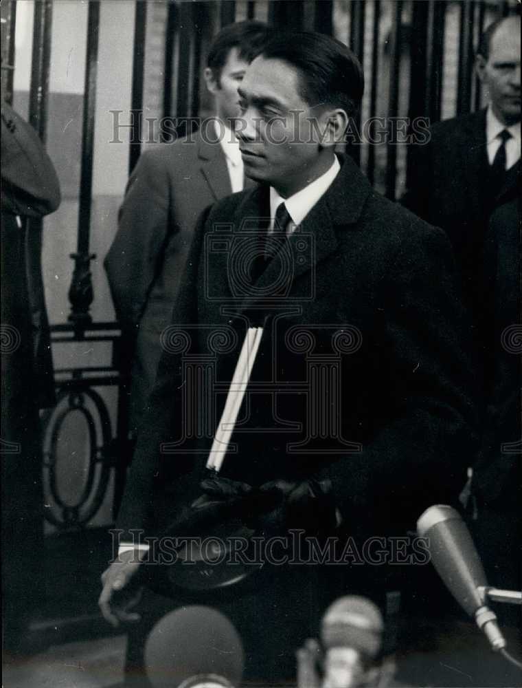 1969 Press Photo South Vietnam&#39;s Delegate Nguyen Xvan Phang at Paris Conference- Historic Images