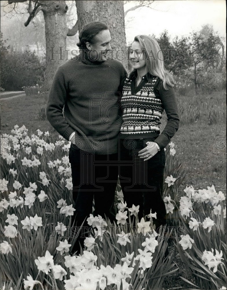 1975 Press Photo Lady Jane Fitzalan-Howard engaged to the Earl of Ancram- Historic Images