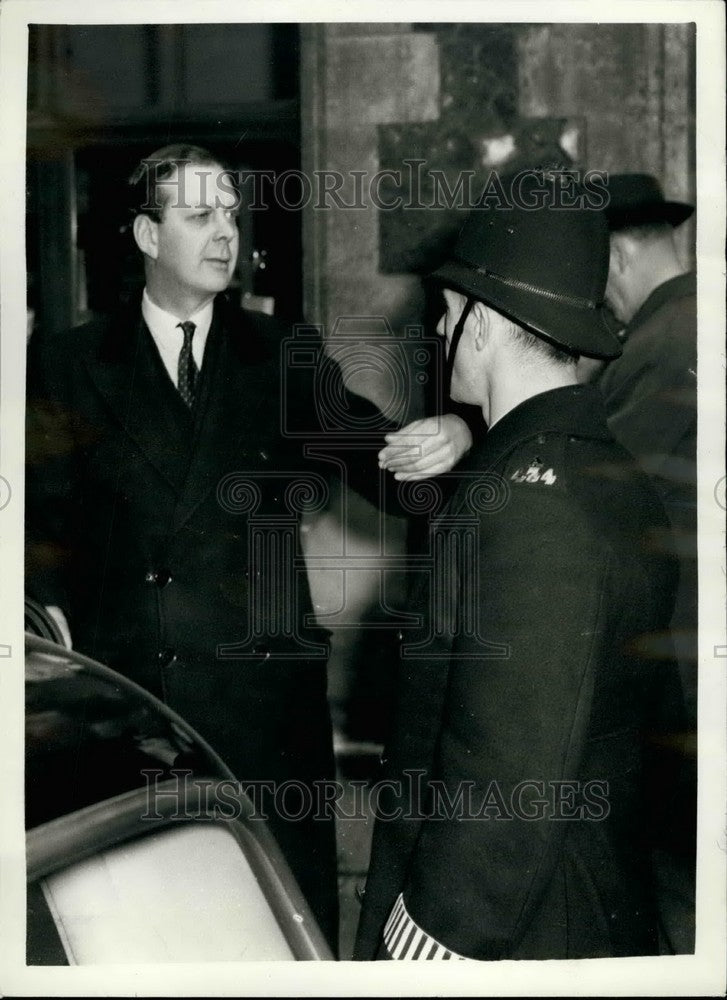 1957 Press Photo Oliver Poole Deputy Chairman Conservative Party Bank Rate- Historic Images