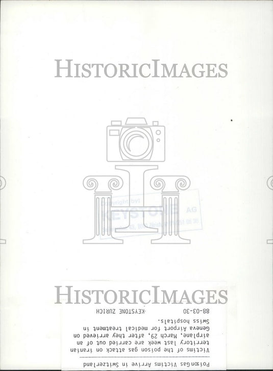 1988 Press Photo Poison Gas Victims arrive in Switzerland - KSB41783