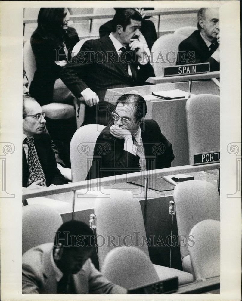 1975 Press Photo Foreign Minister of Portugal,Ernesto Melo Antunes at UN- Historic Images
