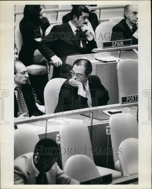 1975 Press Photo Foreign Minister of Portugal,Ernesto Melo Antunes at UN- Historic Images