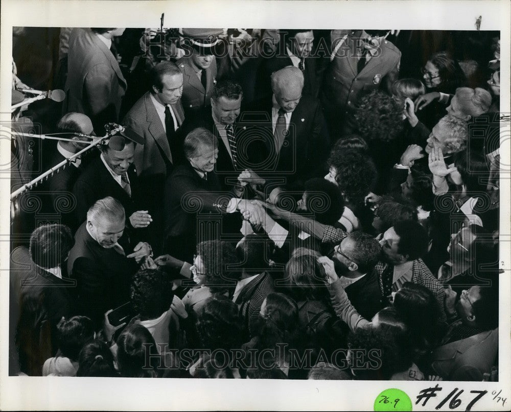 1977 Press Photo Pres. Carter greeting Am. Mission to the UN - KSB44533