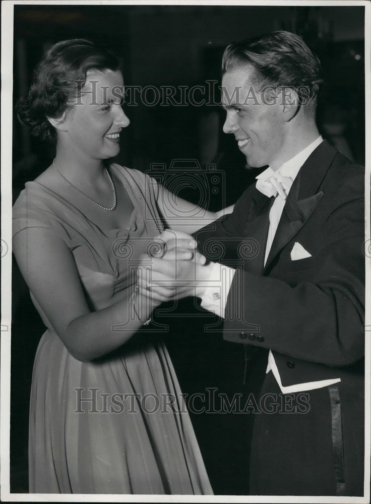 1954 Press Photo Christine M. Groth weds Marion B. Folson Jr - KSB49111