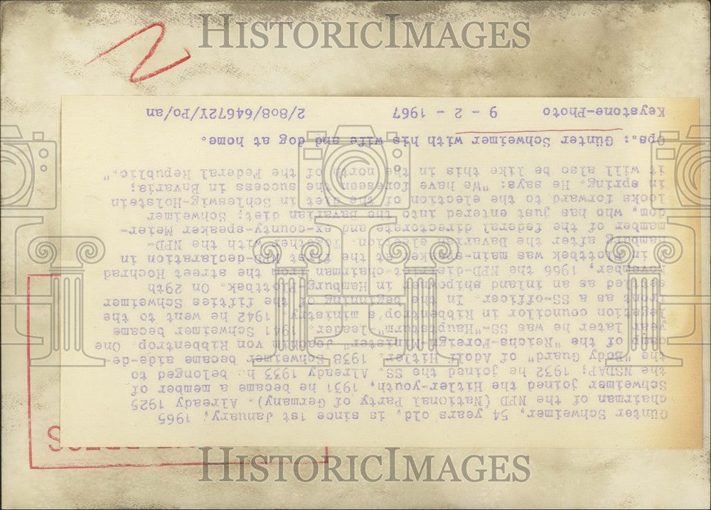 1967 Press Photo Gunter Schweimer with Wife and Dog - KSB52353