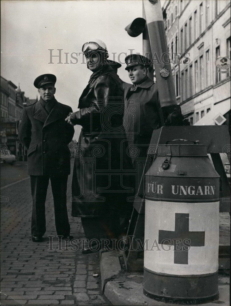 Press Photo Netherland Voting - Box: like a milk - can - KSB53579