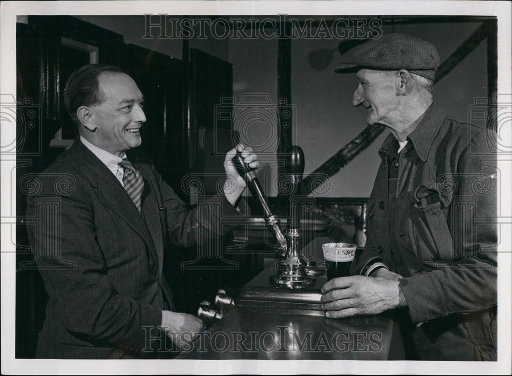 1952 Press Photo this 'Supadynamic" cartride operated tool, - KSB58805